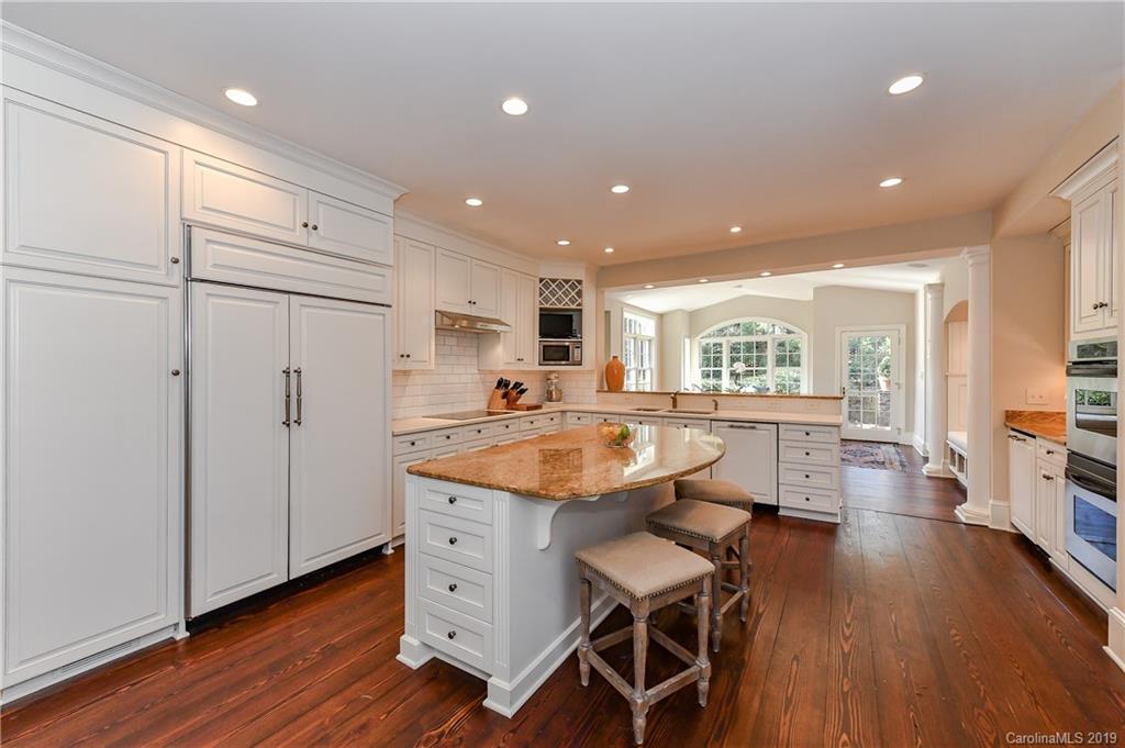 3908 Foxcroft Road Charlotte, NC 28211 - Photo 11 of 33 Gallery Image 11
