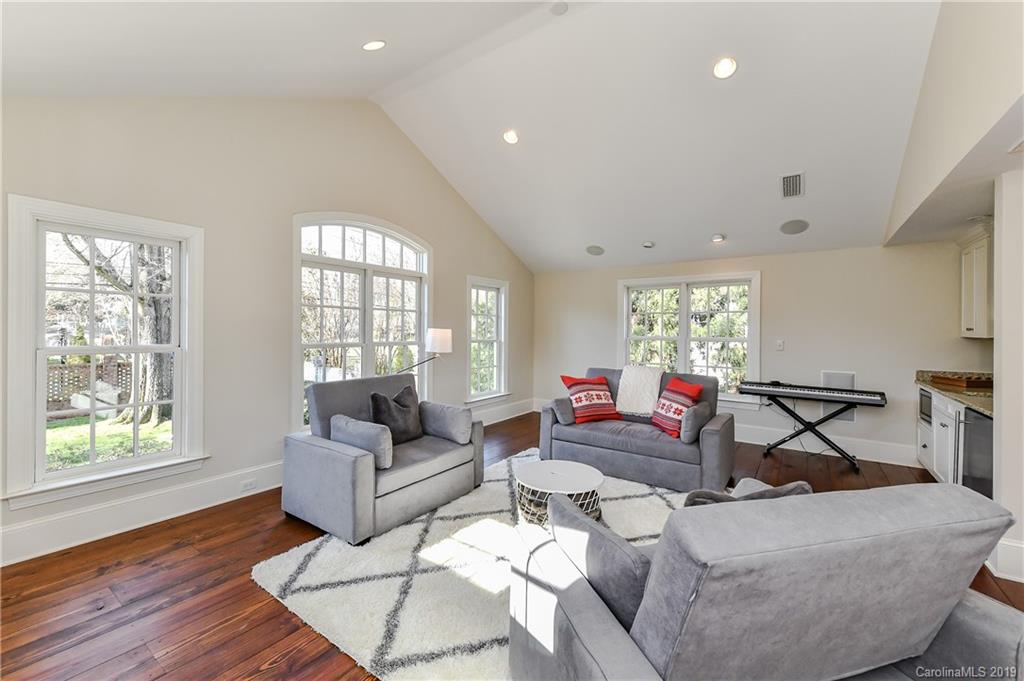 3908 Foxcroft Road Charlotte, NC 28211 - Photo 25 of 33 Gallery Image 25