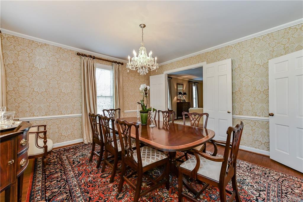 3908 Foxcroft Road Charlotte, NC 28211 - Photo 5 of 33 Gallery Image 5