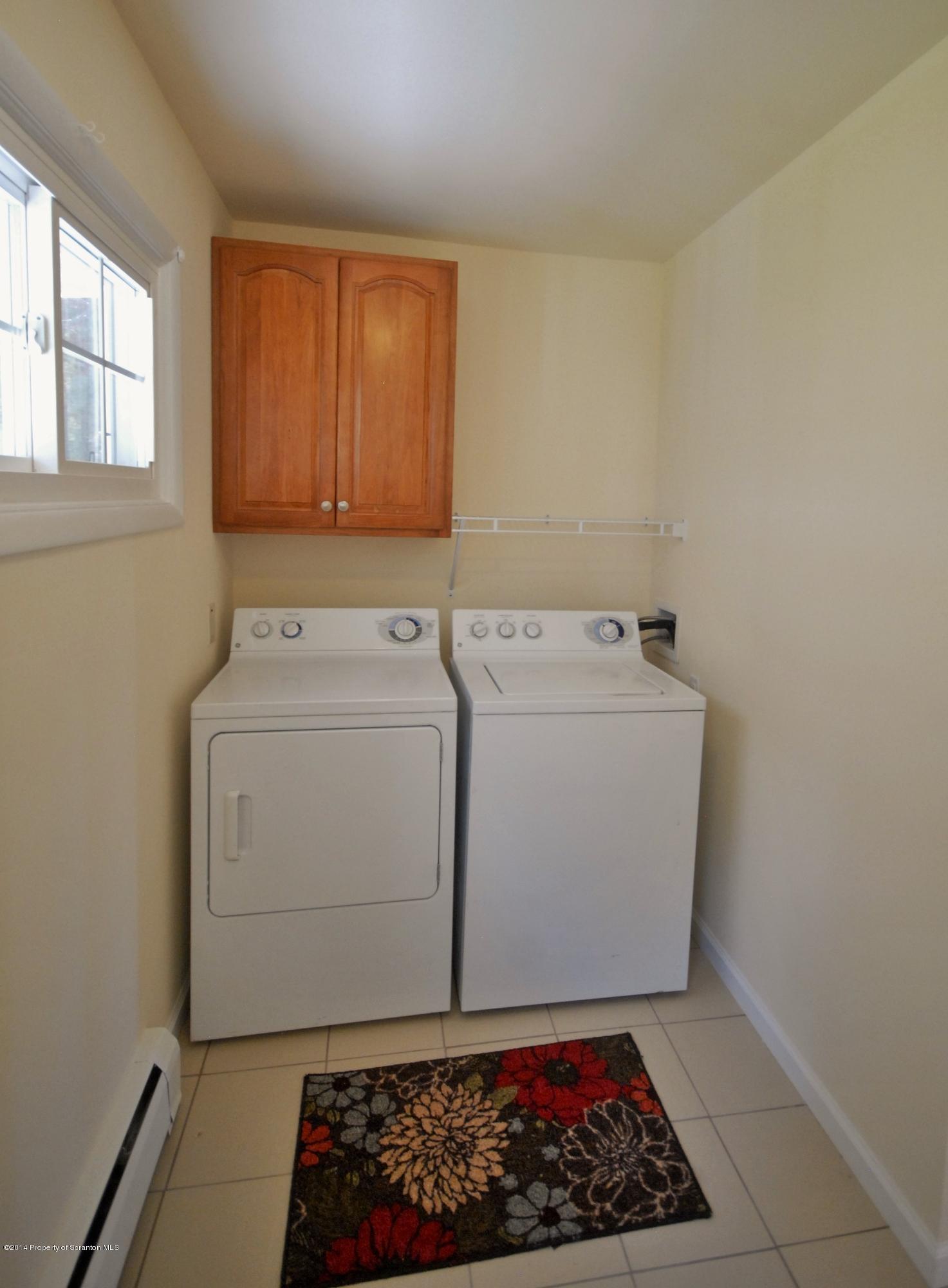 713 Gardner Road Moscow, PA 18444 - Photo 17 of 29 Gallery Image 17
