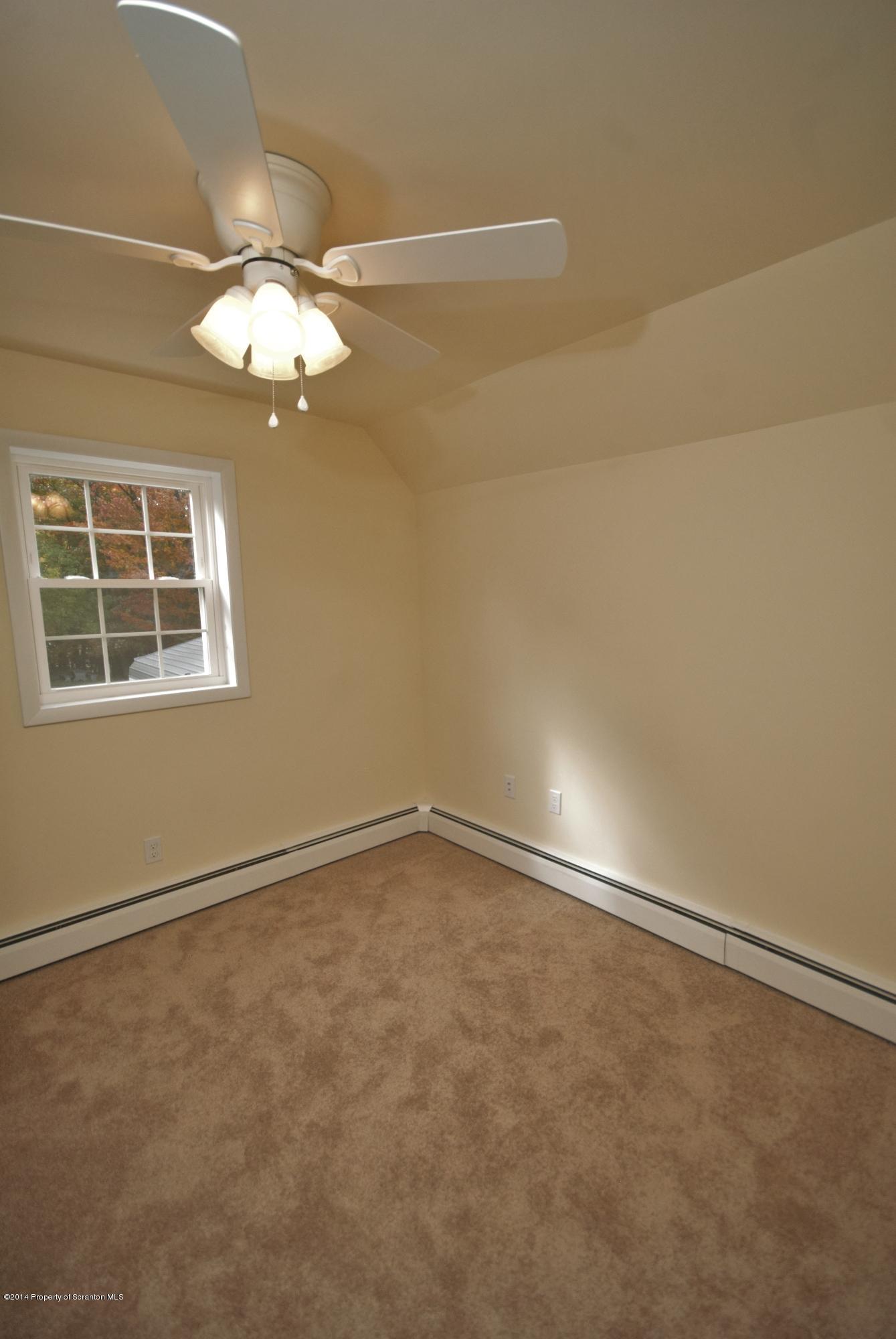 713 Gardner Road Moscow, PA 18444 - Photo 20 of 29 Gallery Image 20