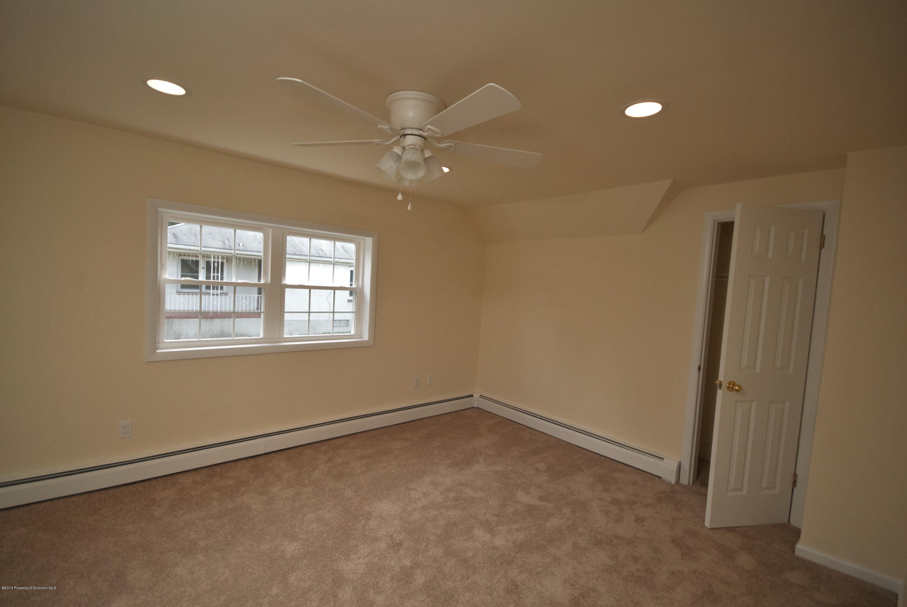713 Gardner Road Moscow, PA 18444 - Photo 22 of 29 Gallery Image 22