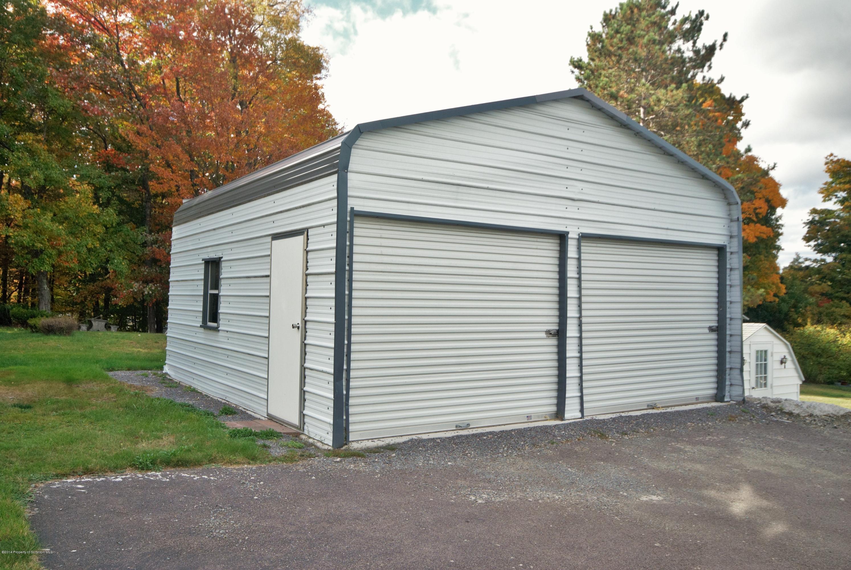 713 Gardner Road Moscow, PA 18444 - Photo 27 of 29 Gallery Image 27