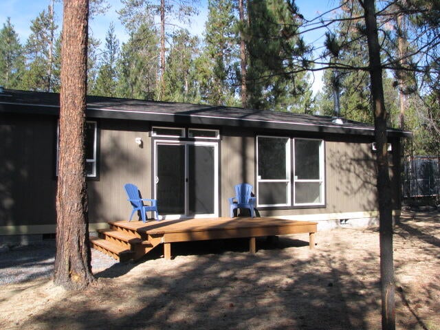 51360 Mitchell Road La Pine, OR 97739 - Photo 12 of 21 Back deck