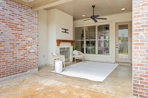 $383,000 | 102 Beethoven Drive, Broussard, LA 70592