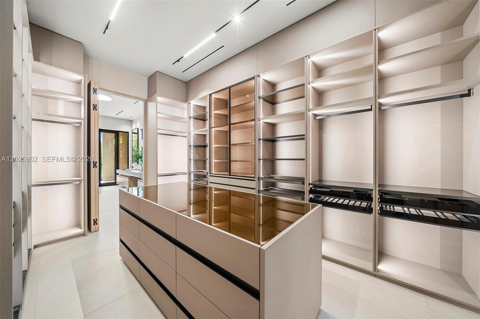 7895 Southwest 52nd Court Miami, FL 33143 - Photo 25 of 43 Primary walk-in closet