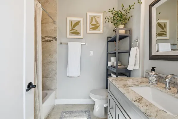 $315,000 | 410 Peach Street, Tomball, TX 77375