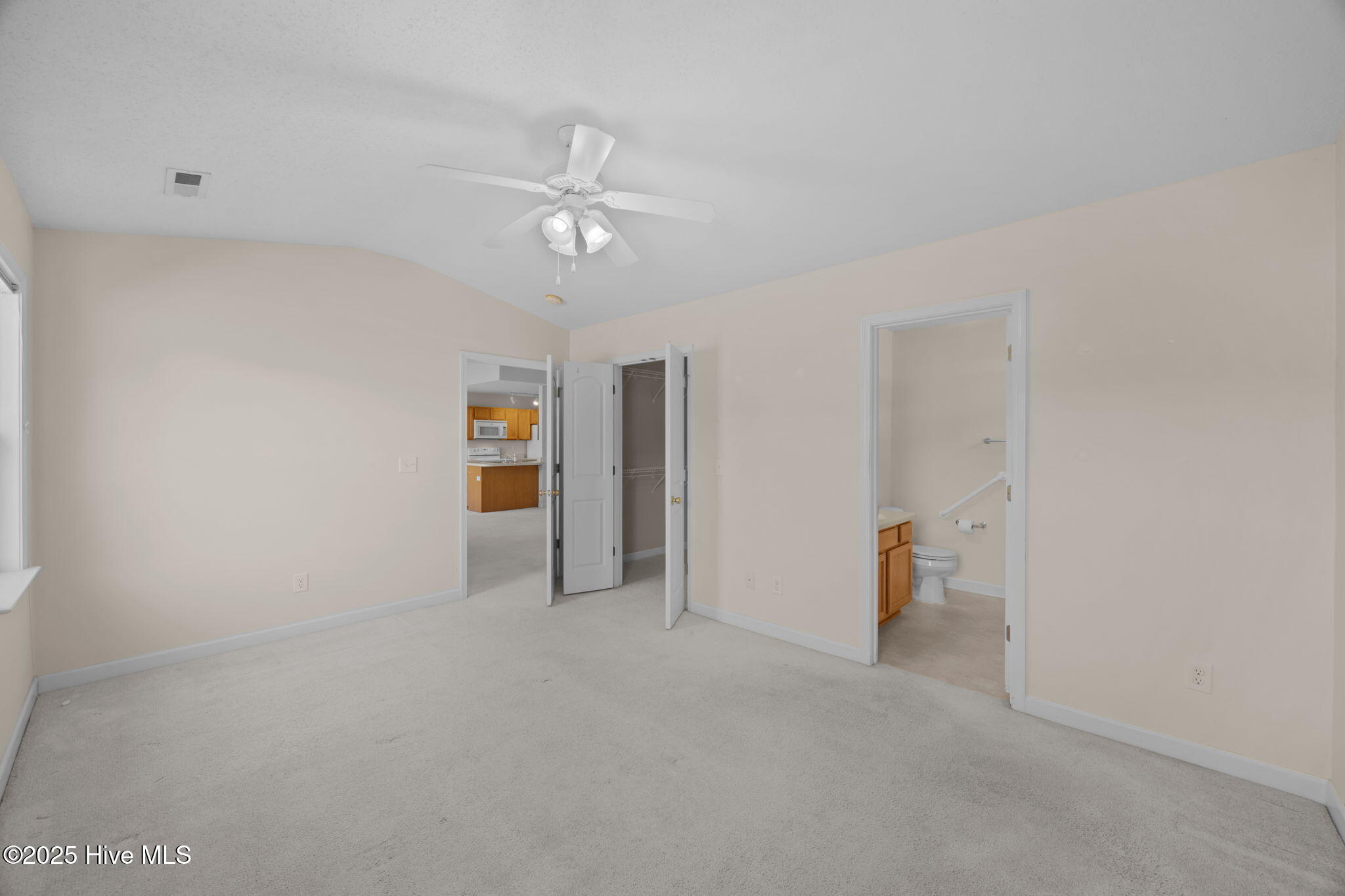 205 Fairmount Way New Bern, NC 28562 - Photo 23 of 53 23-web-or-mls-0C0A3229