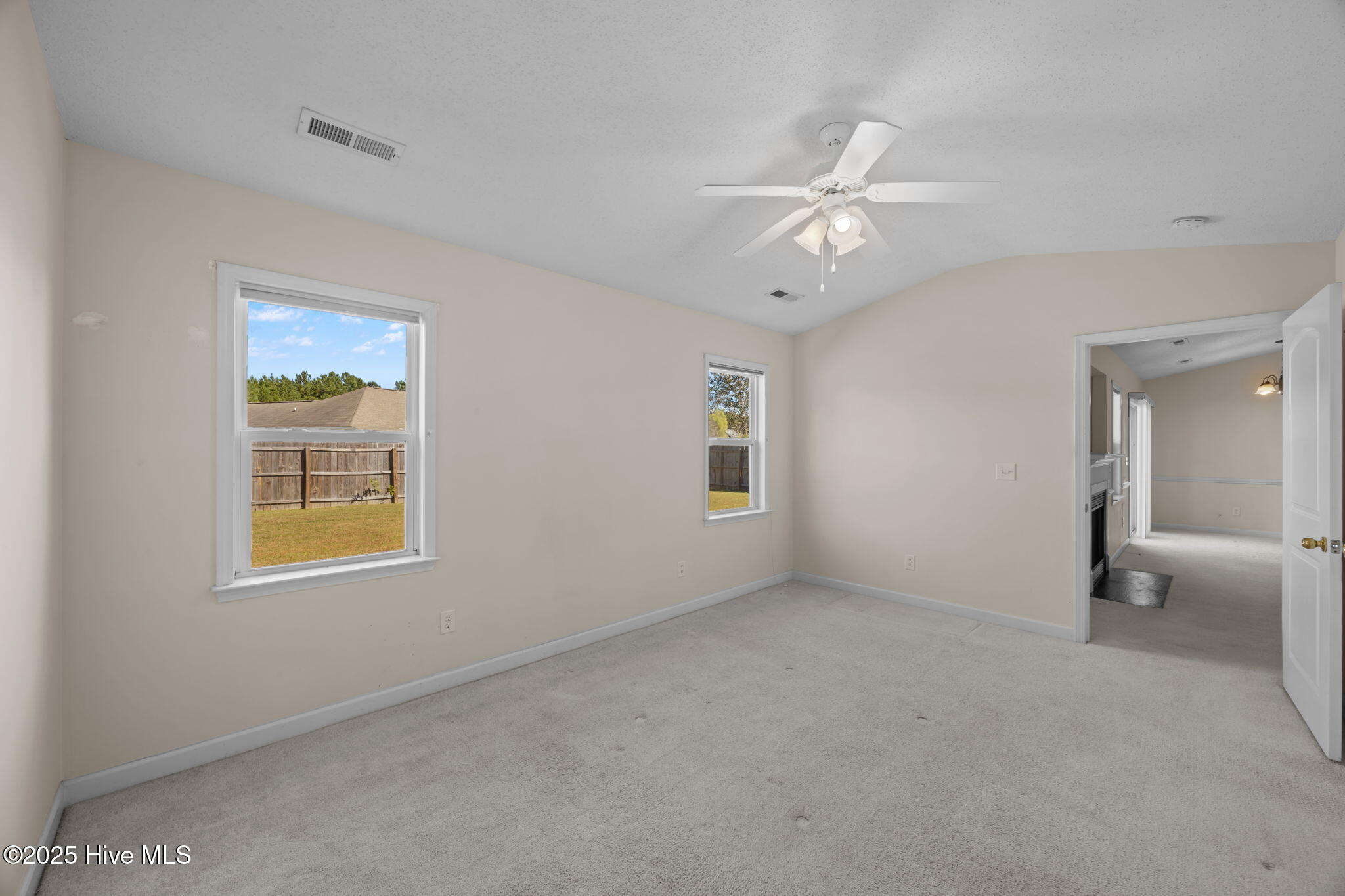 205 Fairmount Way New Bern, NC 28562 - Photo 24 of 53 24-web-or-mls-0C0A3232