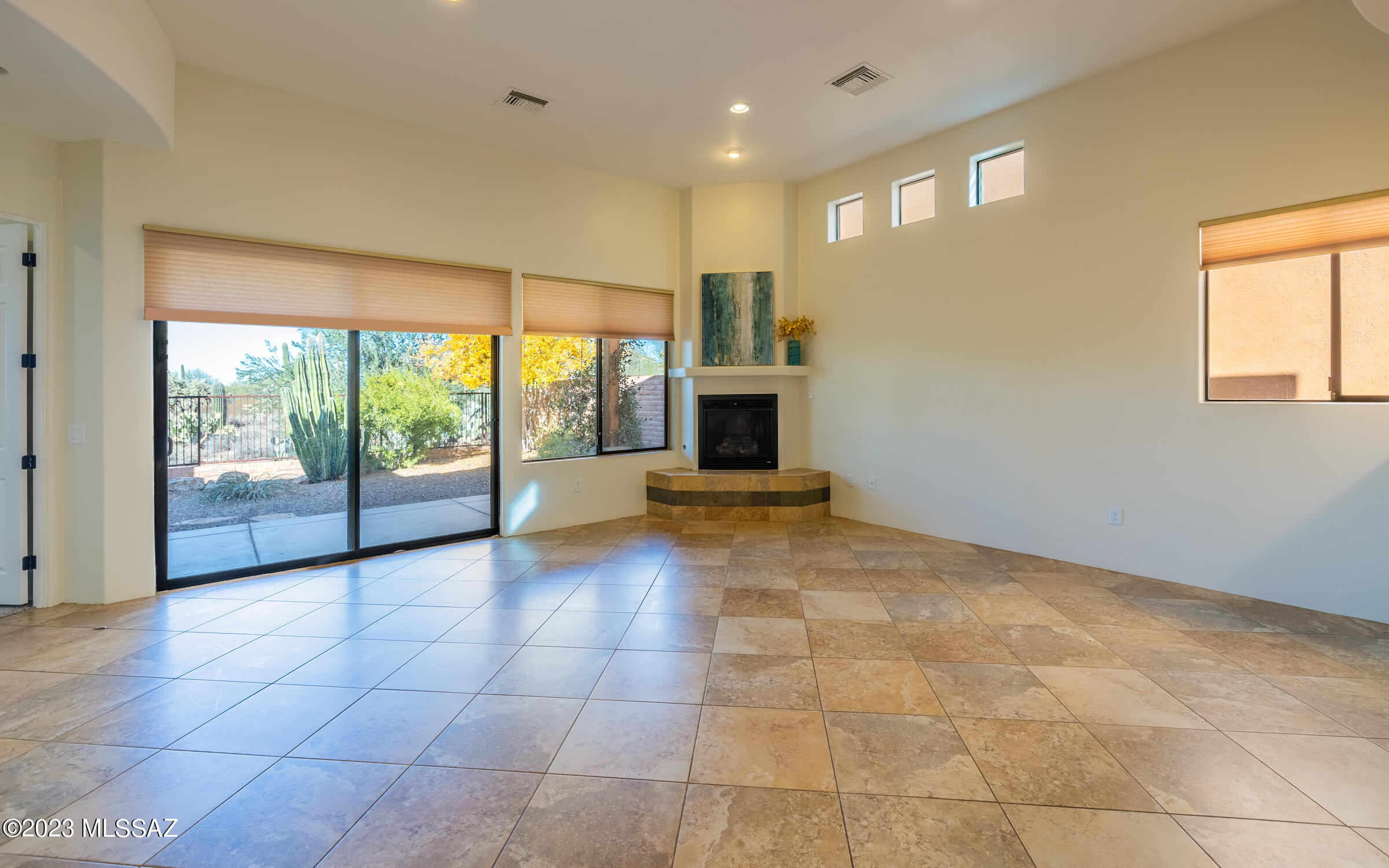 11515 North Moon Ranch Place Marana, AZ 85658 - Photo 11 of 39