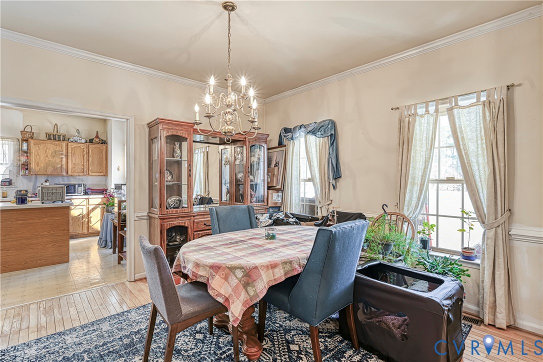 441 Hartwood Road Fredericksburg, VA 22406 - Photo 4 of 39