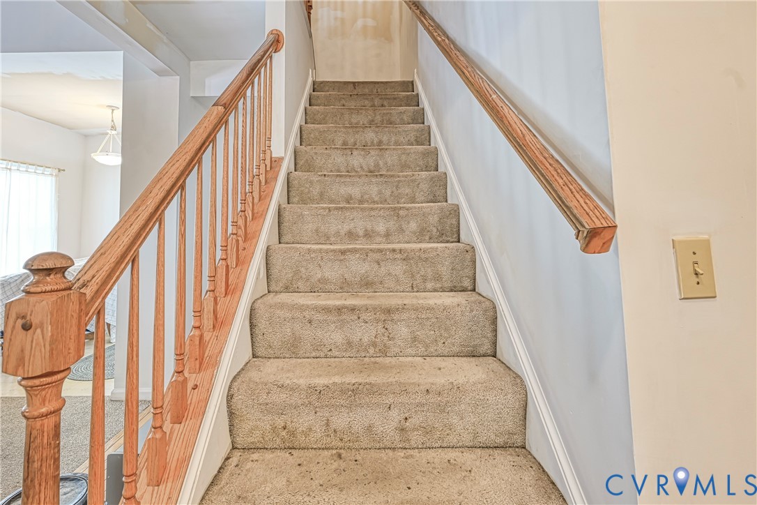 441 Hartwood Road Fredericksburg, VA 22406 - Photo 5 of 39