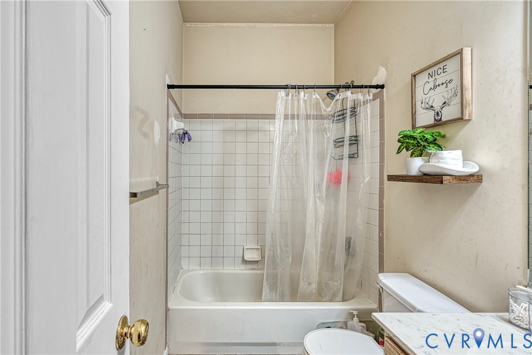 441 Hartwood Road Fredericksburg, VA 22406 - Photo 7 of 39