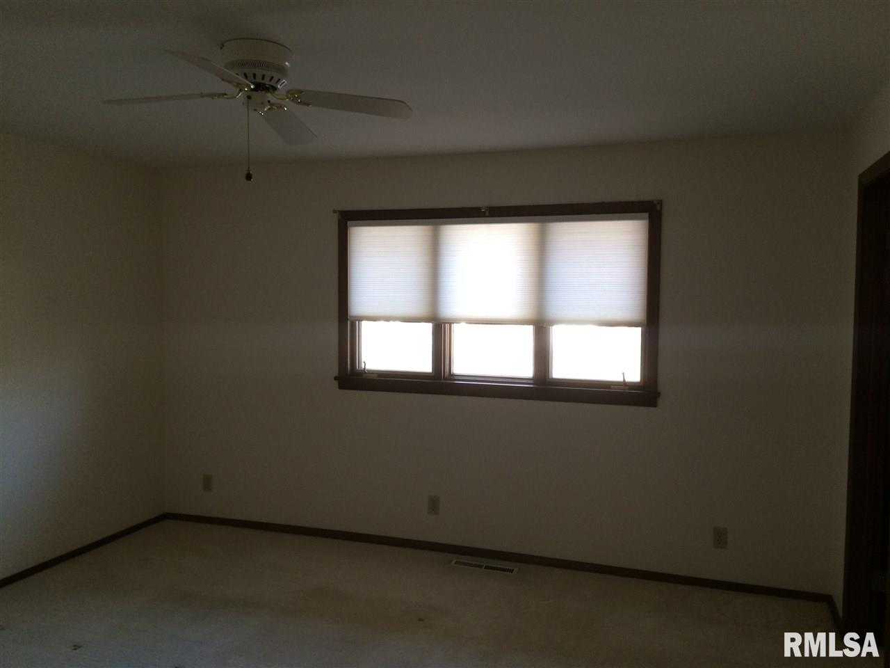 1006 Kingsbury Road Washington, IL 61571 - Photo 24 of 24 Gallery Image 24