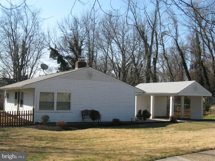 25 Vineyard Road Levittown, PA 19057 - Photo 1 of 17 Exterior