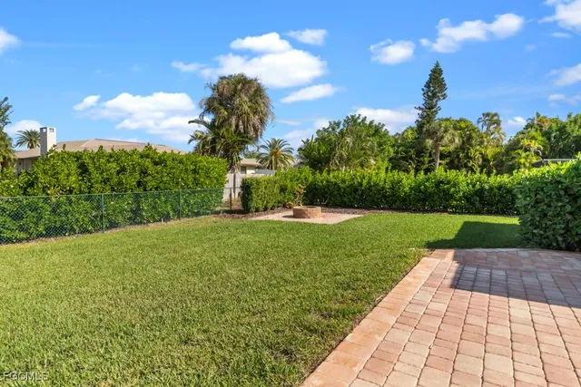 $3,500 | 1384 Burgundy Drive, Fort Myers, FL 33919