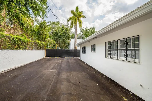 $3,699 | 510 Northeast 66th Street, Unit 1, Miami, FL 33138