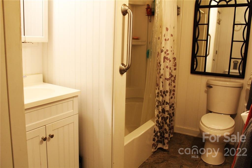 944 Pine Mountain Road Hudson, NC 28638 - Photo 19 of 38 Gallery Image 19