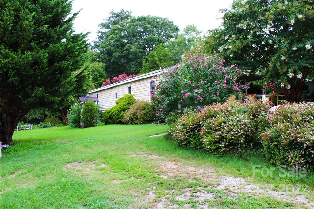 944 Pine Mountain Road Hudson, NC 28638 - Photo 26 of 38 Gallery Image 26