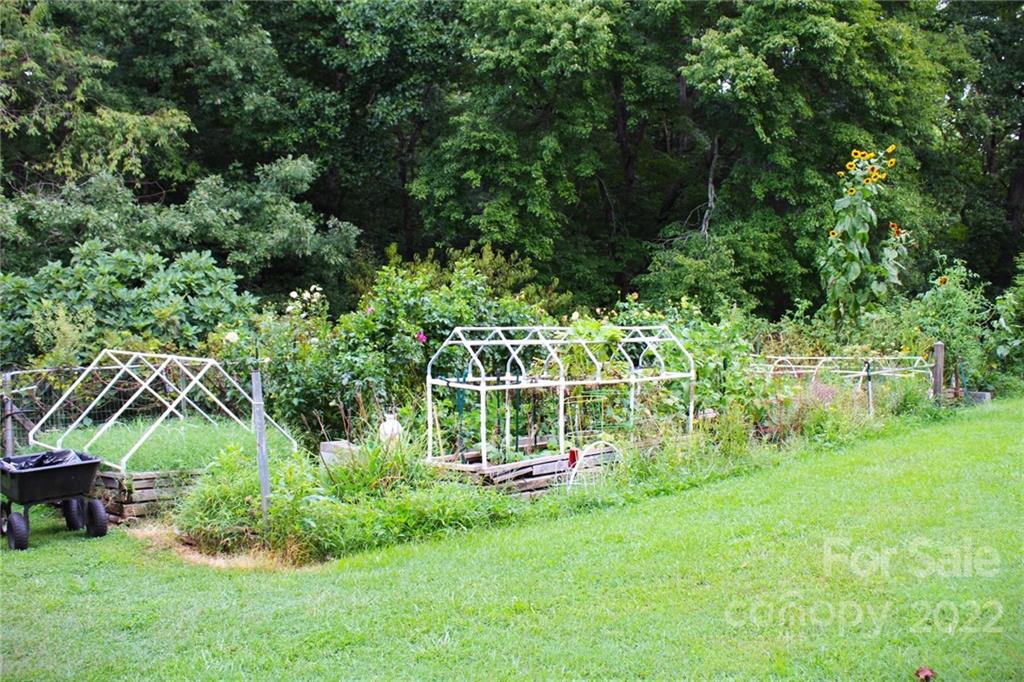 944 Pine Mountain Road Hudson, NC 28638 - Photo 36 of 38 Gallery Image 36