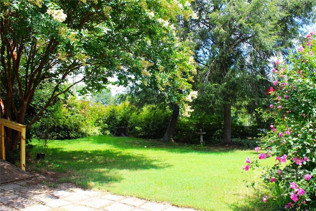 944 Pine Mountain Road Hudson, NC 28638 - Photo 37 of 38 Gallery Image 37