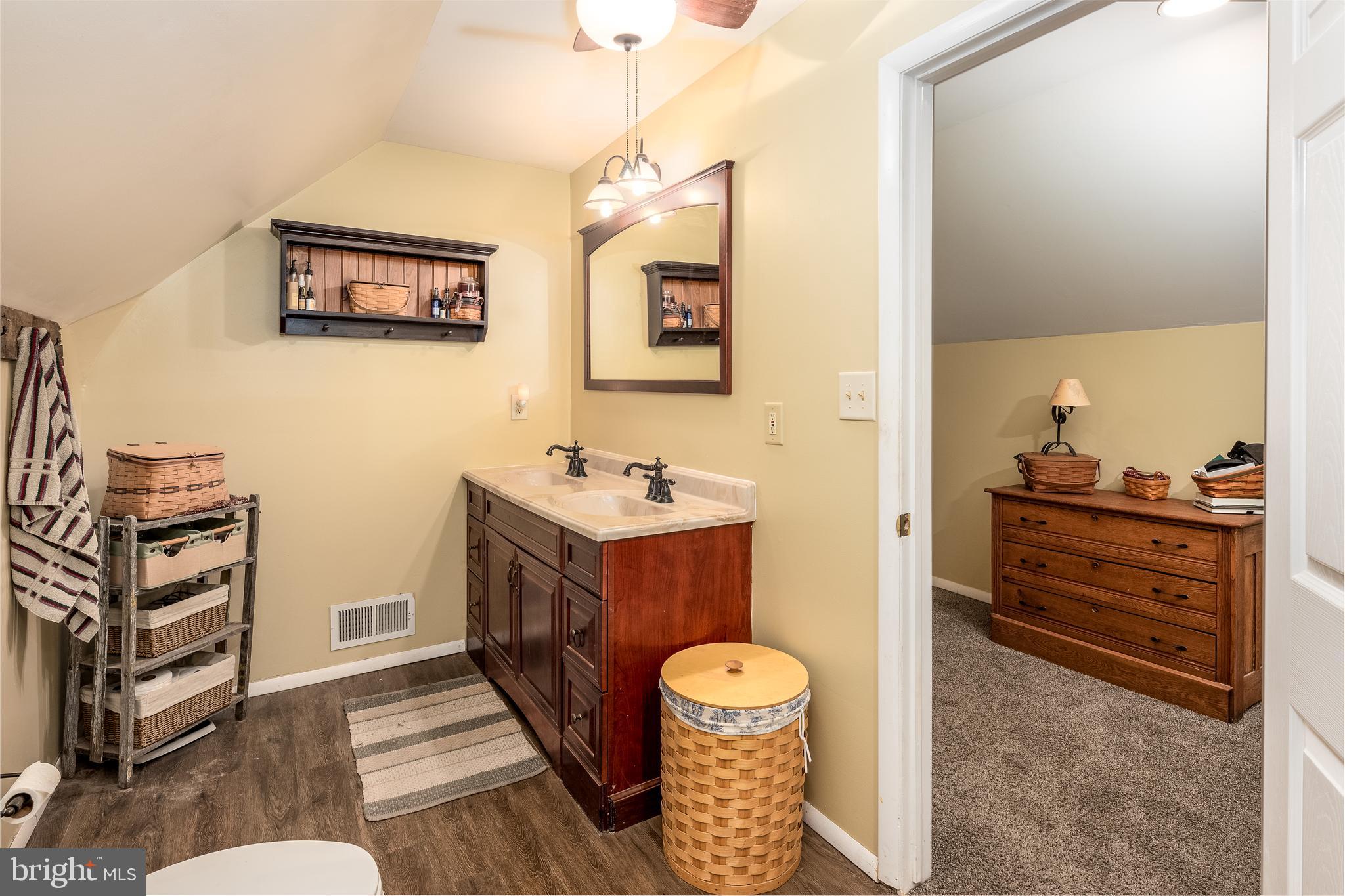 1527 Grace Road Pottstown, PA 19465 - Photo 22 of 27 Gallery Image 22