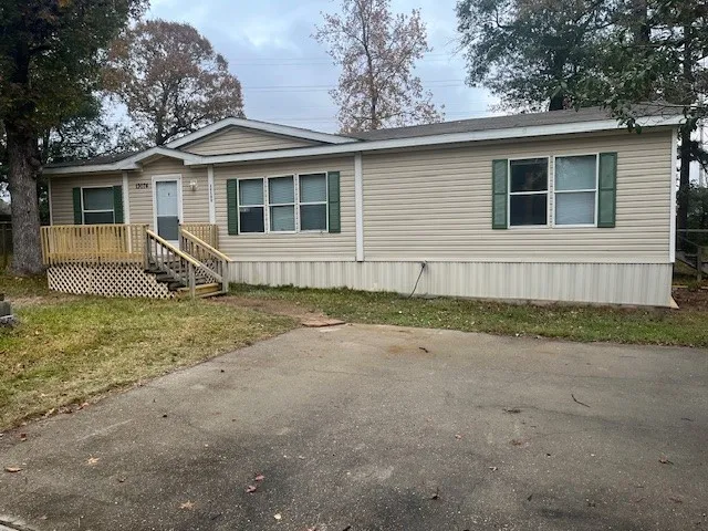 $1,400 | 13074 Pine Trail Court, Willis, TX 77318