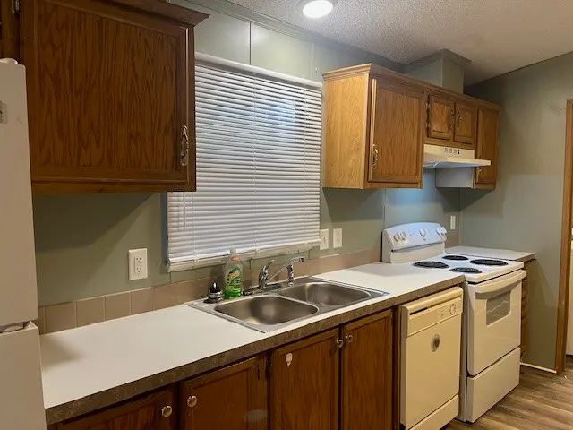 $1,400 | 13074 Pine Trail Court, Willis, TX 77318