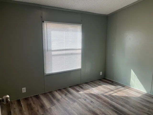 $1,400 | 13074 Pine Trail Court, Willis, TX 77318