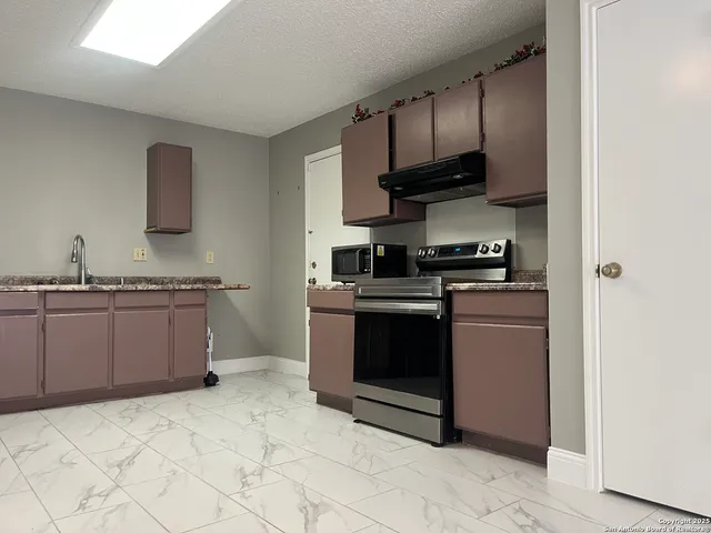 $1,650 | 8131 Grand Bend, San Antonio, TX 78250