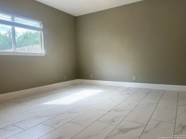 $1,750 | 8131 Grand Bend, San Antonio, TX 78250