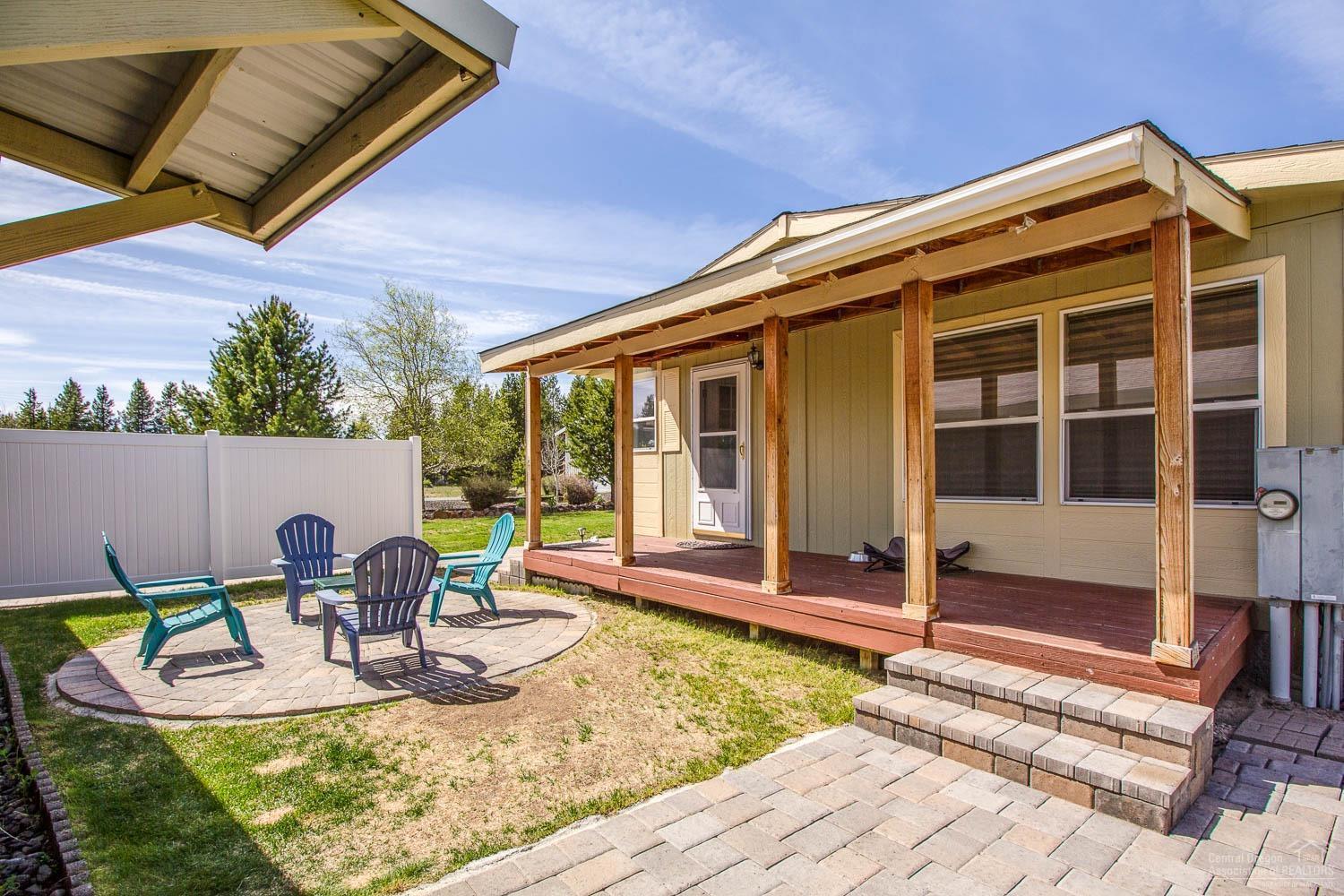 54886 Huntington Road Bend, OR 97707 - Photo 6 of 21 Additional Photo