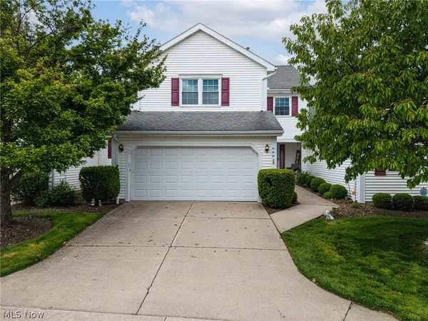 $349,999 | 6604 Hidden Lake Trail, Brecksville, OH 44141