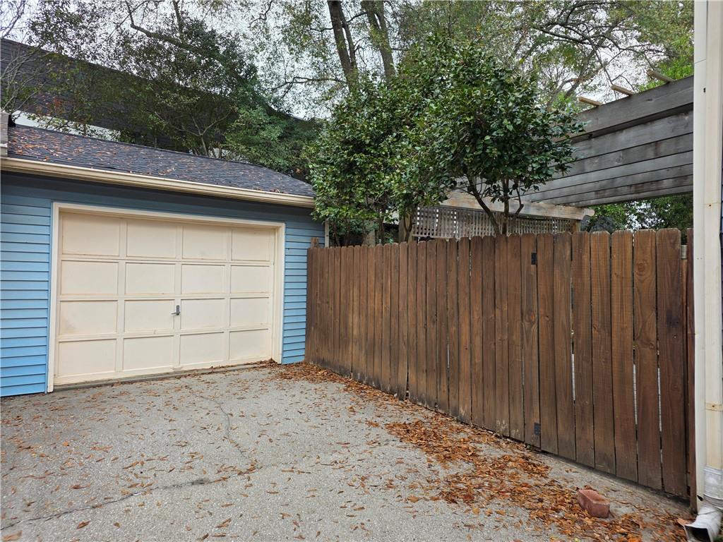 8 Old Decatur Circle Decatur, GA 30030 - Photo 26 of 27 a view of a backyard
