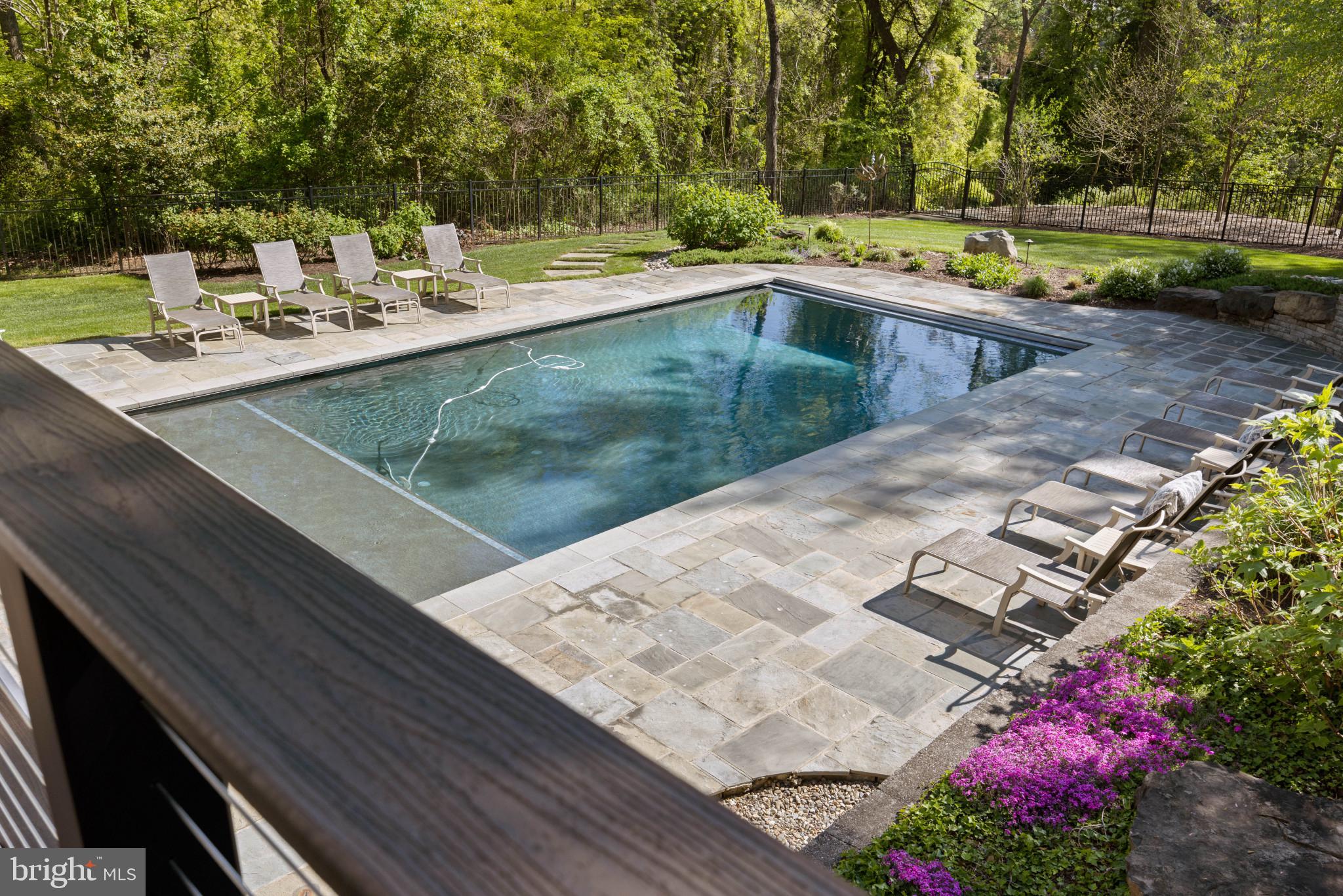 71 Wallace Manor Road Edgewater, MD 21037 - Photo 17 of 49 Gorgeous pool view