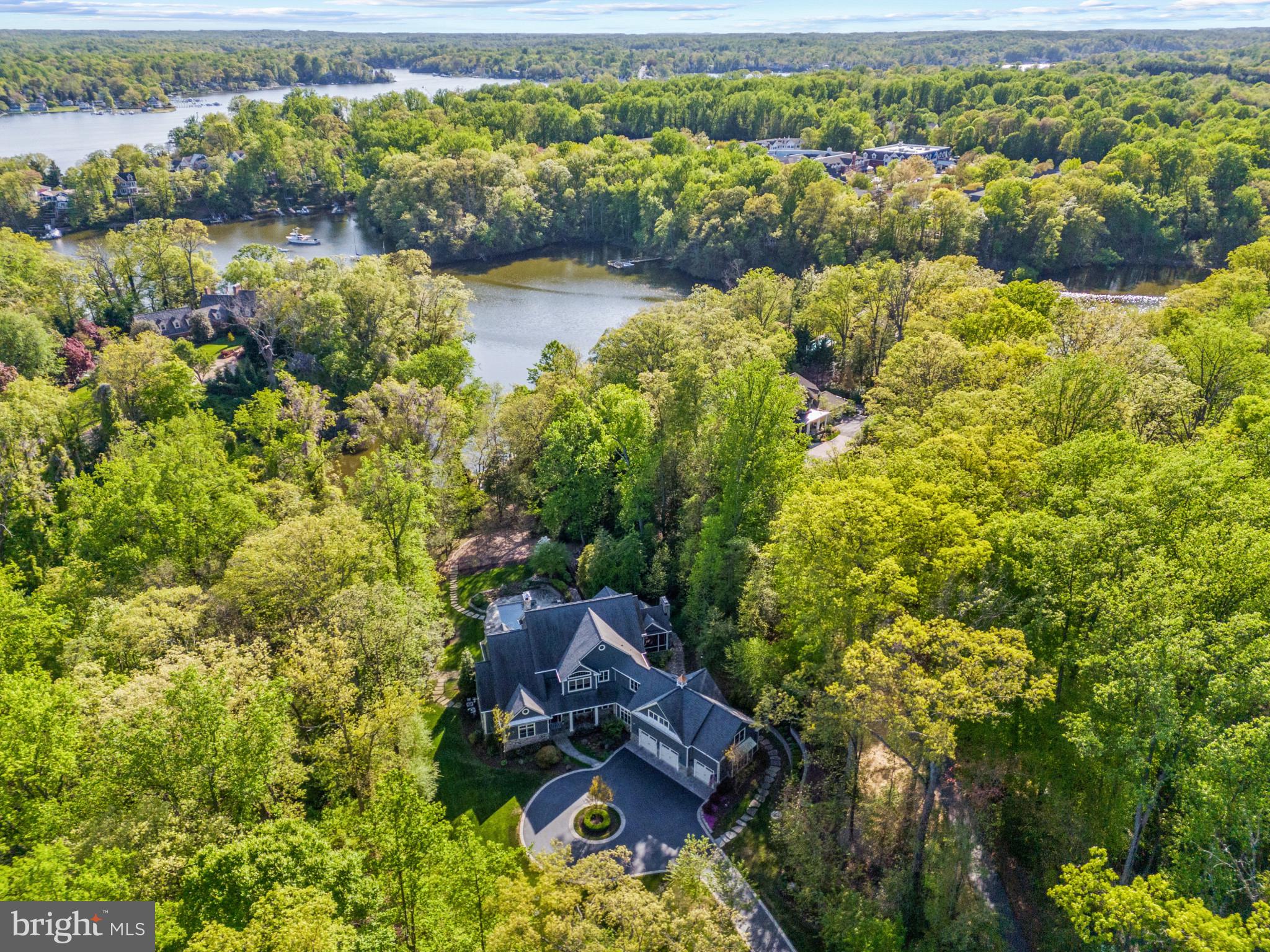 71 Wallace Manor Road Edgewater, MD 21037 - Photo 2 of 49 Serene, private location