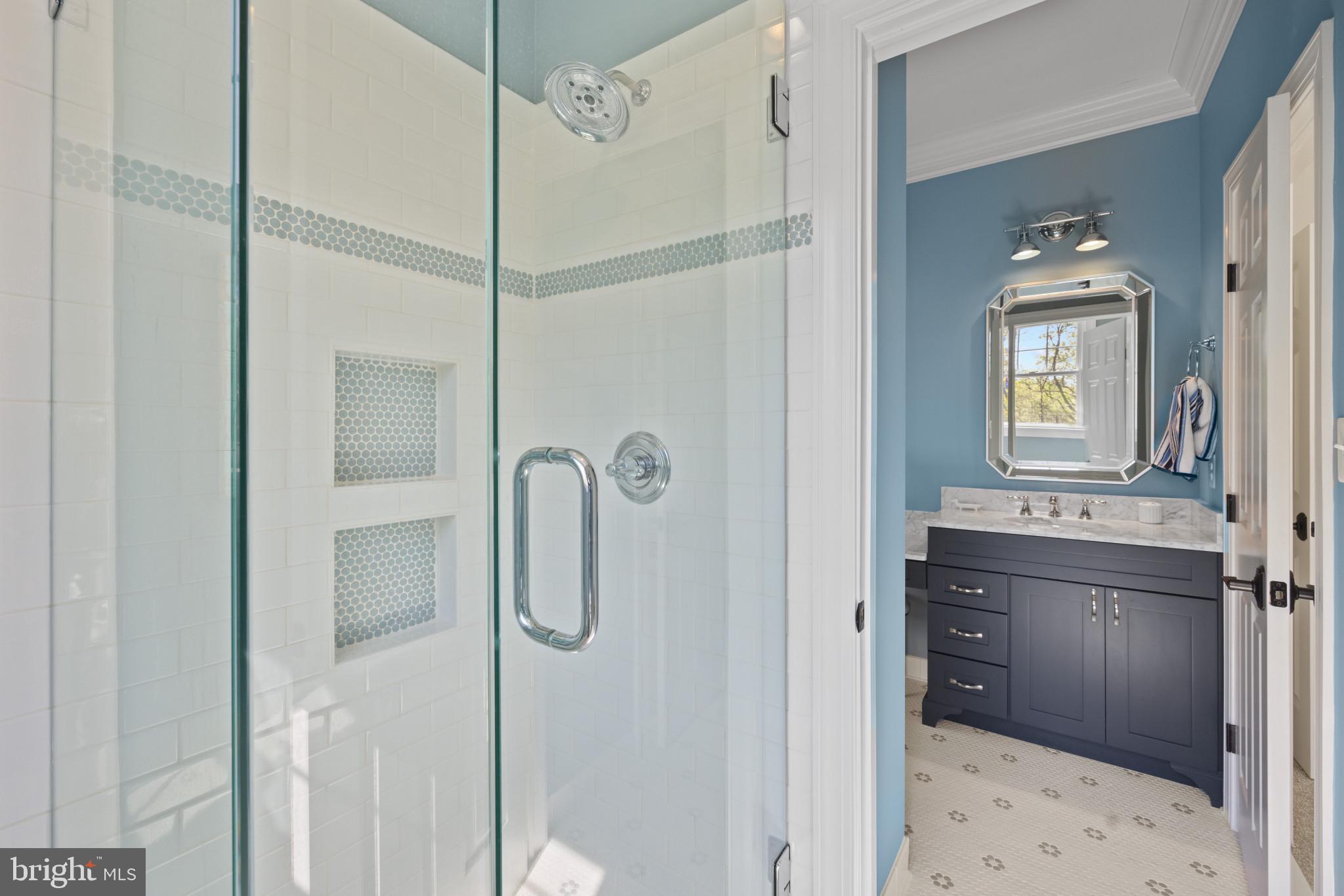 71 Wallace Manor Road Edgewater, MD 21037 - Photo 27 of 49 Shared bath