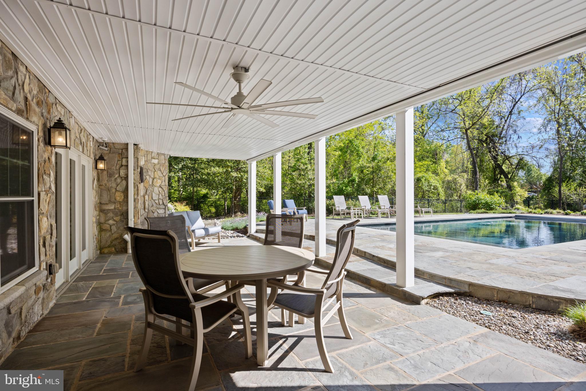 71 Wallace Manor Road Edgewater, MD 21037 - Photo 38 of 49 Covered patio