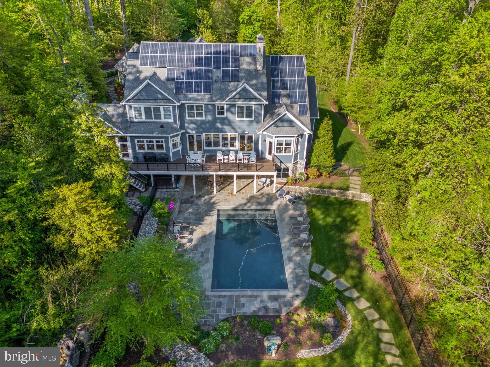 71 Wallace Manor Road Edgewater, MD 21037 - Photo 44 of 49 Professional landscaping with mature trees