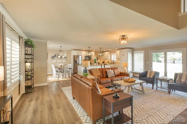 $476,000 | 1906 Arrowhead Lane, Godfrey, IL 62035