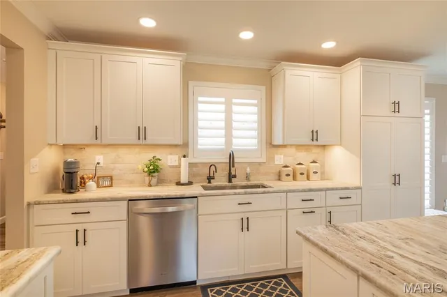 $476,000 | 1906 Arrowhead Lane, Godfrey, IL 62035