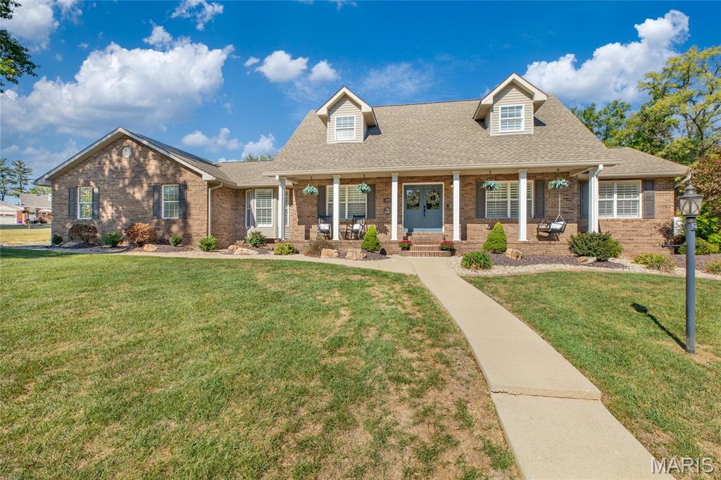 1906 Arrowhead Lane Godfrey, IL 62035 - Photo 2 of 74