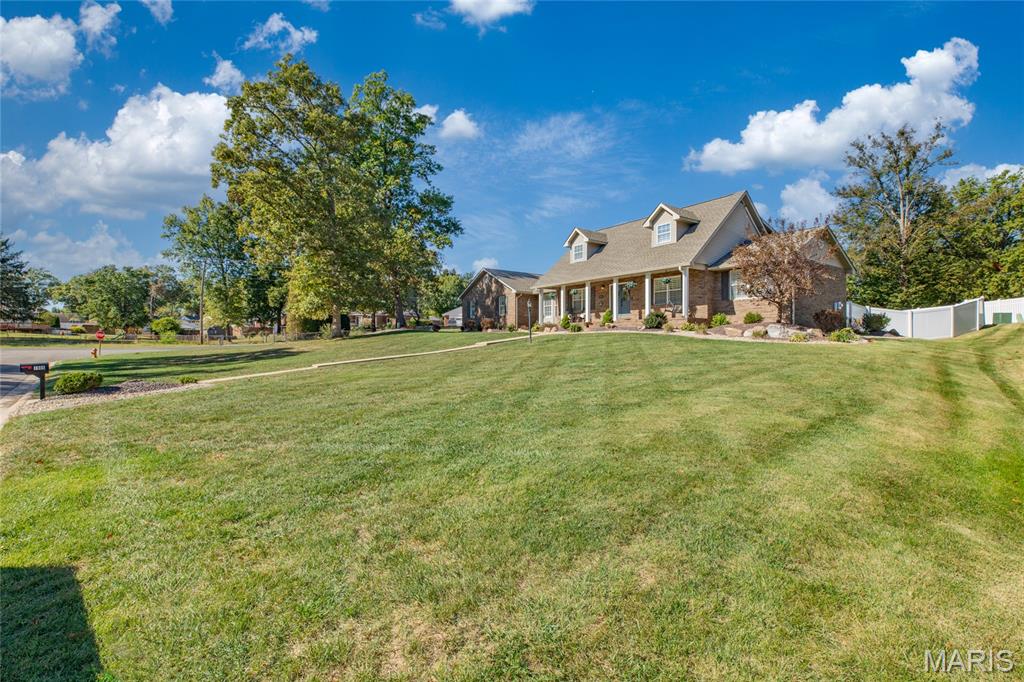 1906 Arrowhead Lane Godfrey, IL 62035 - Photo 3 of 74