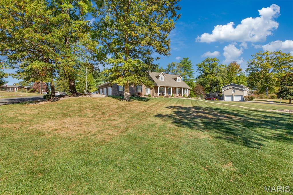 1906 Arrowhead Lane Godfrey, IL 62035 - Photo 4 of 74