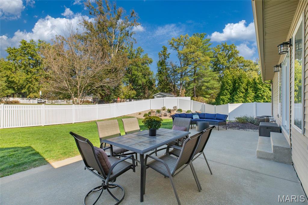 1906 Arrowhead Lane Godfrey, IL 62035 - Photo 73 of 74