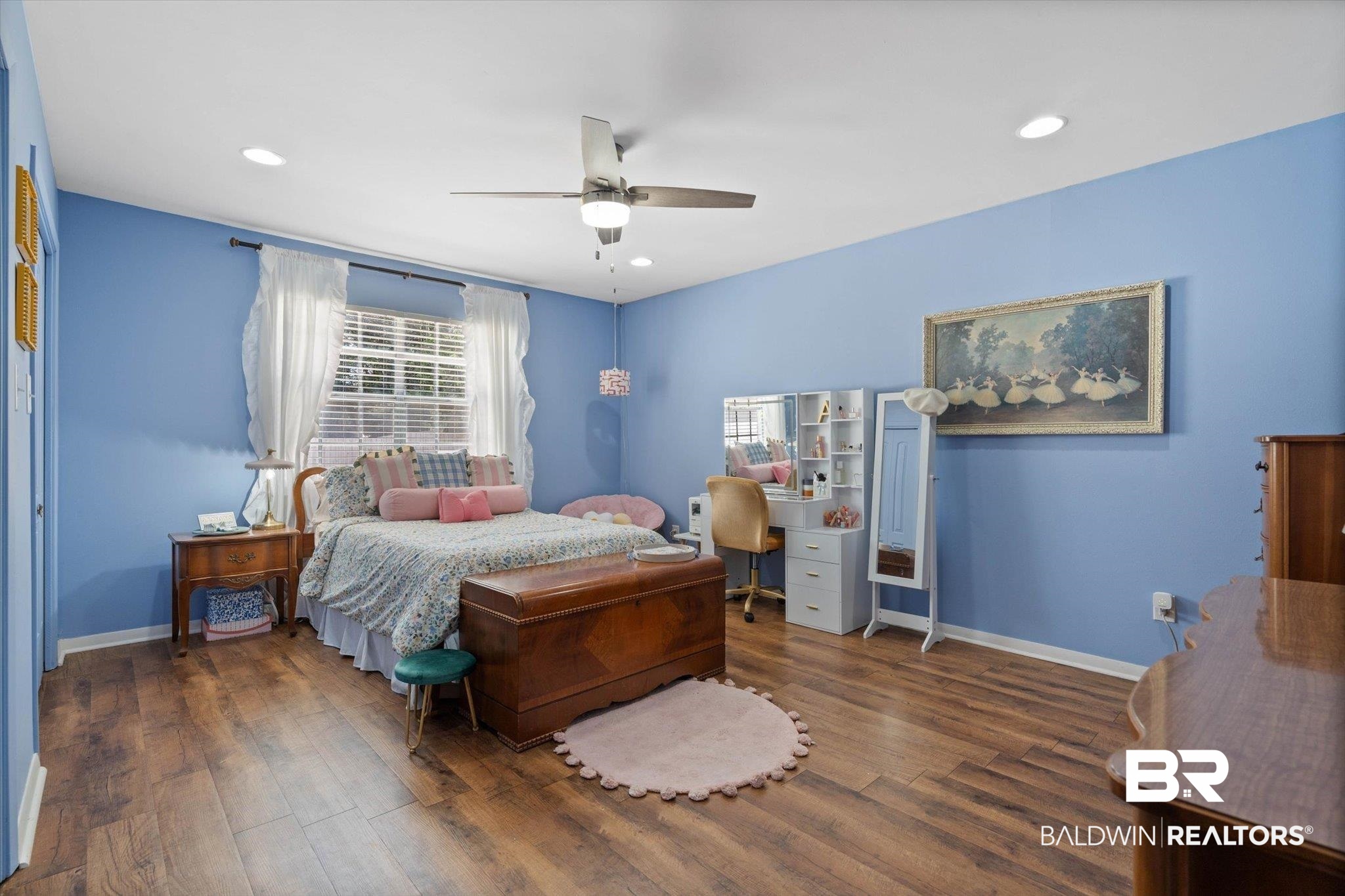 254 Woodlands Avenue Mobile, AL 36607 - Photo 29 of 50 Bedroom featuring dark wood-style floors, ceiling fan, and recessed lighting