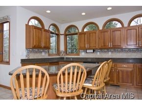 18 Briarwood Lane Rochester, IL 62563 - Photo 8 of 23 Gallery Image 8