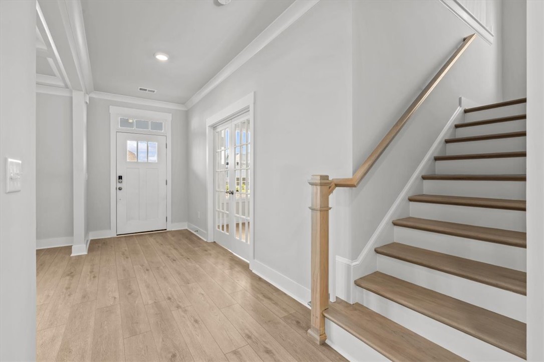 305 Pagosa Court Seneca, SC 29678 - Photo 5 of 42