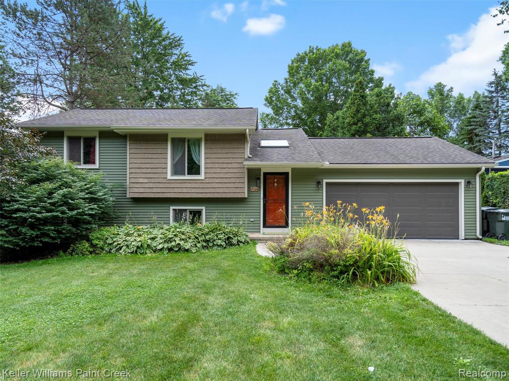 1377 Ruby Avenue Rochester Hills, MI 48309 - Photo 1 of 34