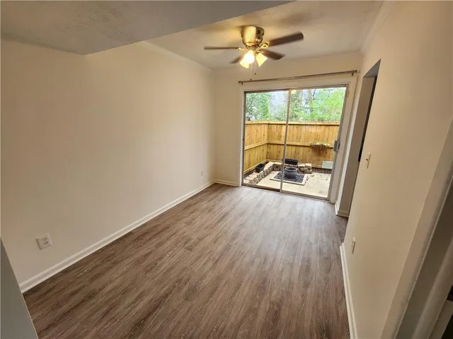 $1,595 | 120 Biscayne Drive Northwest, Unit C5, Atlanta, GA 30309